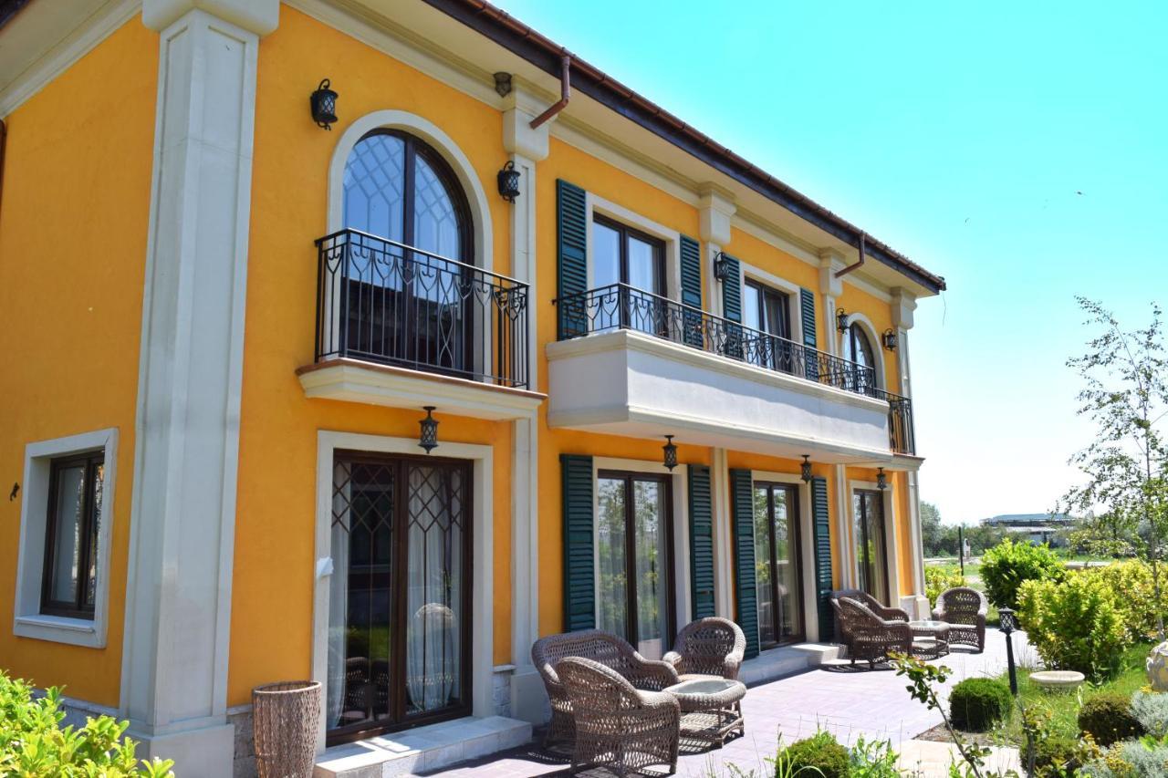 Villas For 4 Or 6 Adults In Therma Village คราเนโว ภายนอก รูปภาพ