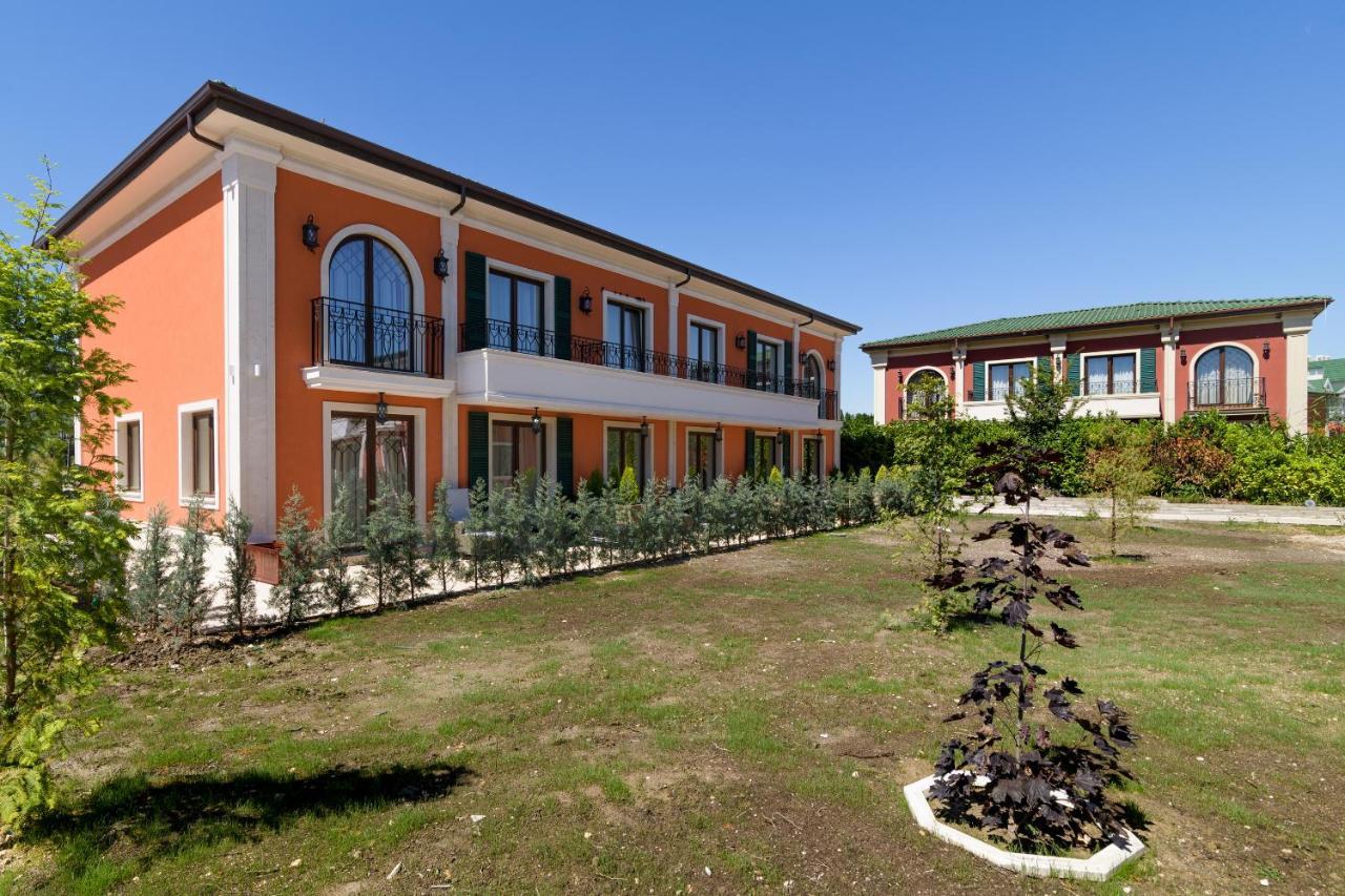 Villas For 4 Or 6 Adults In Therma Village คราเนโว ภายนอก รูปภาพ