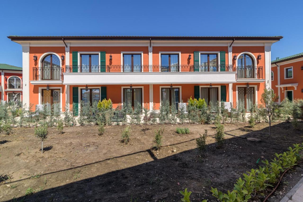 Villas For 4 Or 6 Adults In Therma Village คราเนโว ภายนอก รูปภาพ