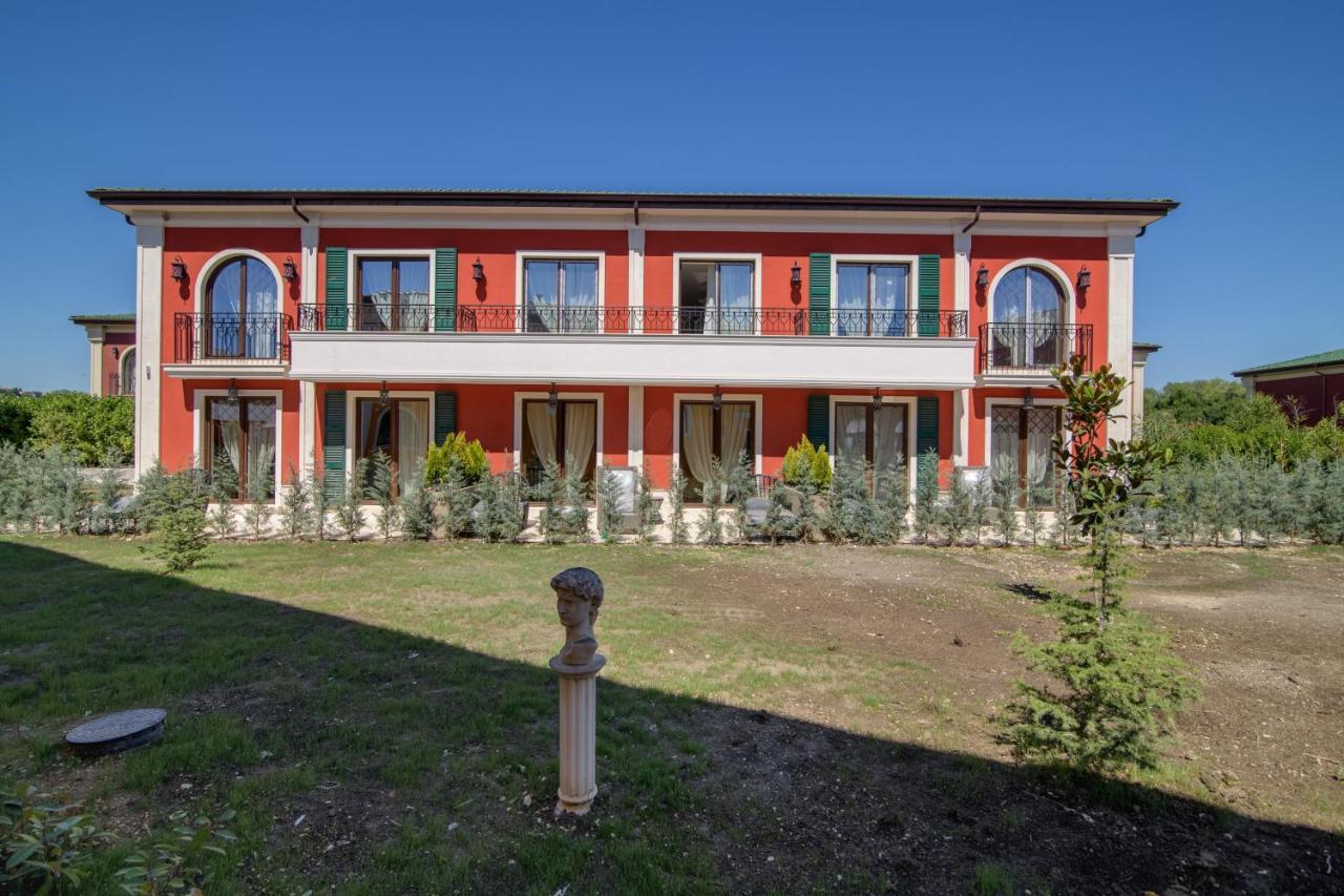 Villas For 4 Or 6 Adults In Therma Village คราเนโว ภายนอก รูปภาพ